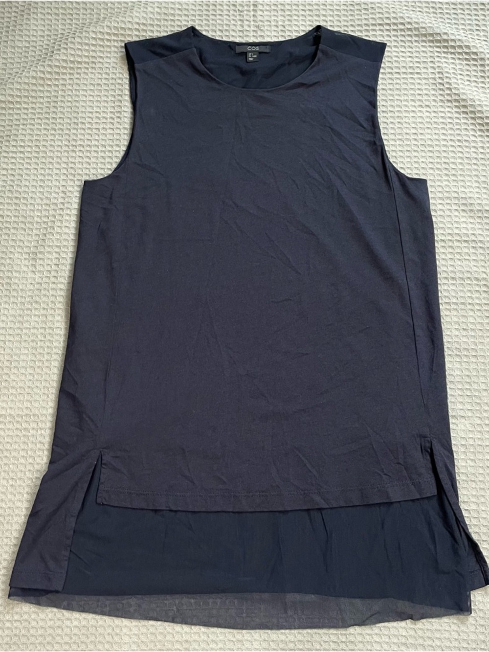 COS Sleeveless Tank Top Blouse Small Womens Hi Low Layered Mesh Detail Navy‎